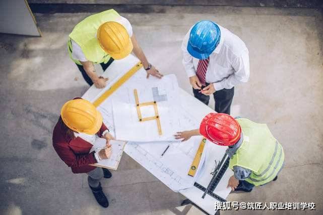 探索前沿：揭秘建筑行业八大核心岗位最新动态